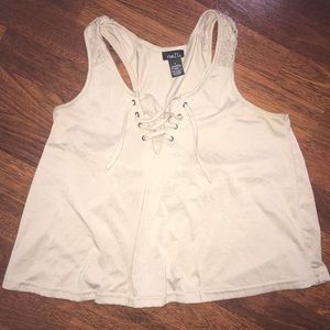 Flowy Tank
